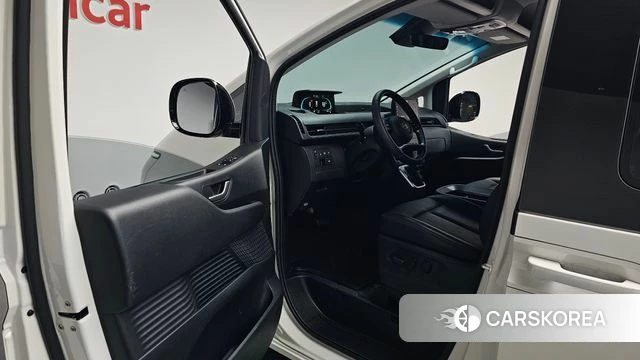 Hyundai Staria id 4177540 из Кореи 19