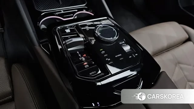 BMW 5 Series (G60) id 3711362 из Кореи 19