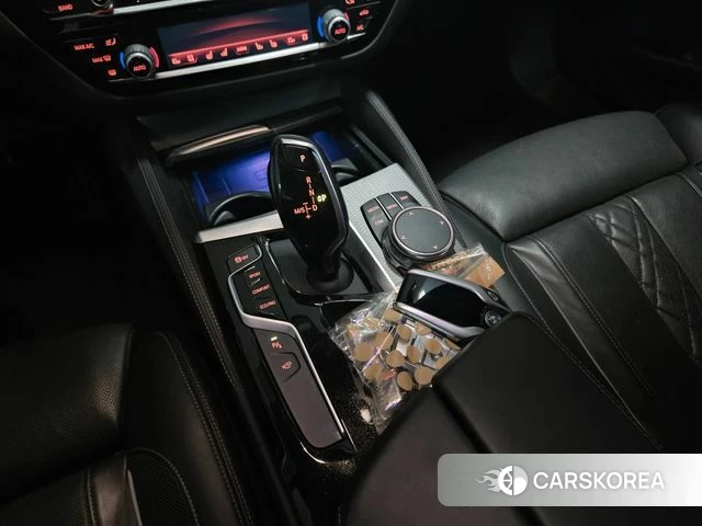 BMW 5 Series (G30) id 4294738 из Кореи 19