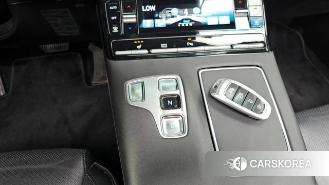 Hyundai The New Grandeur IG id 4647033 из Кореи 29