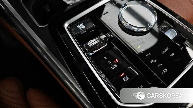 BMW 7 Series (G70) id 3922159 из Кореи 19