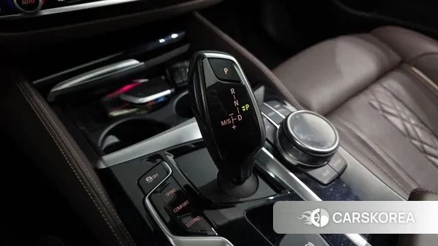 BMW 5 Series (G30) id 3500039 из Кореи 19