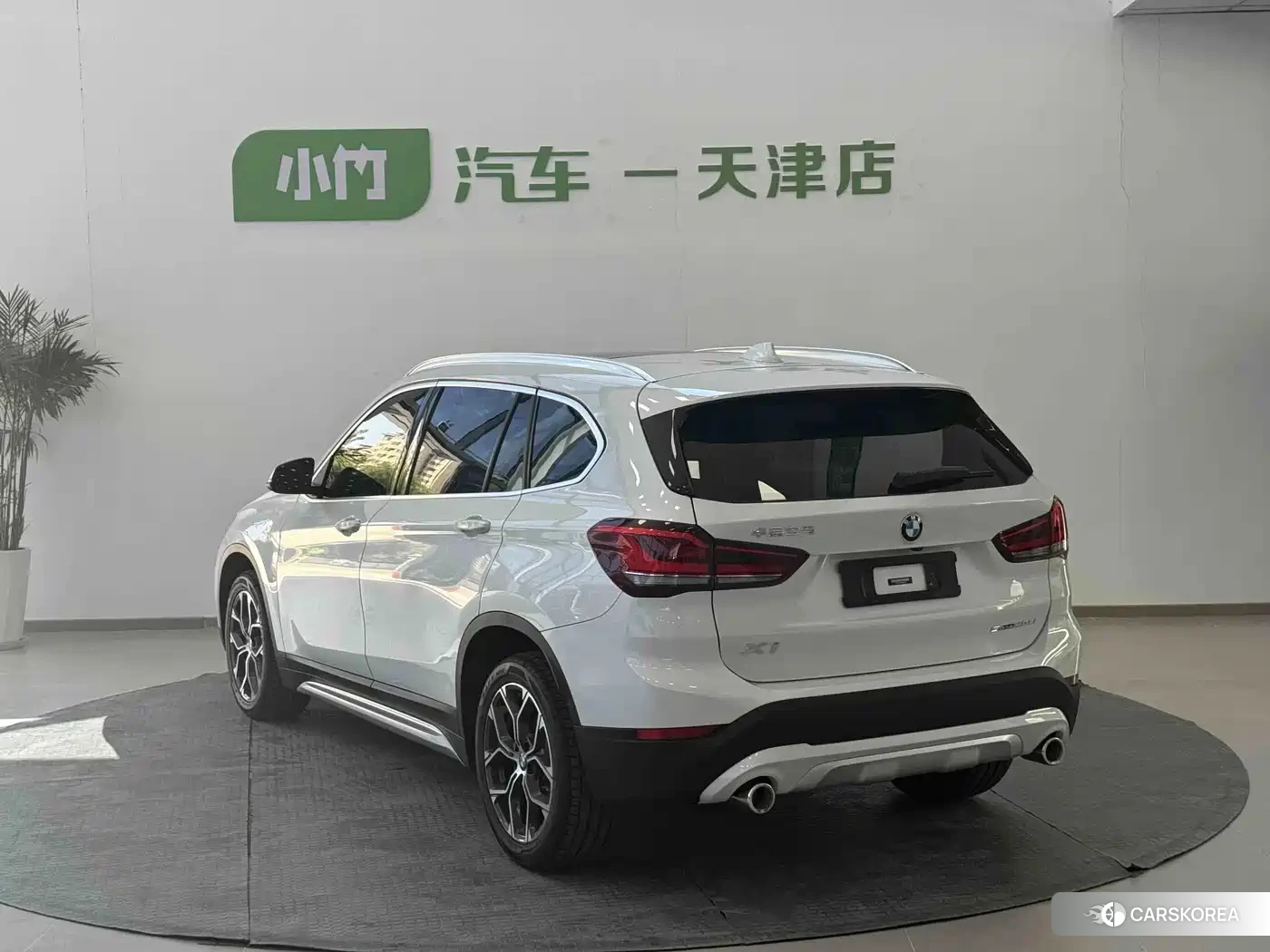 BMW X1 id 4685937 из Китая 19