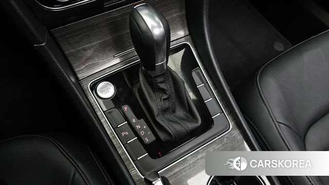 Volkswagen The New Passat id 3924842 из Кореи 19