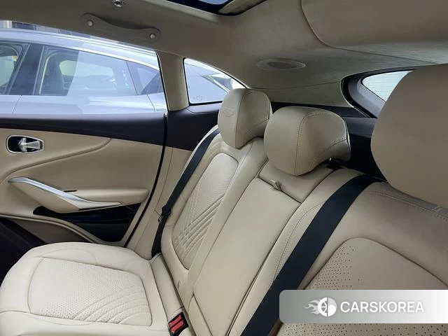 Aston Martin DBX id 4239529 из Китая 13