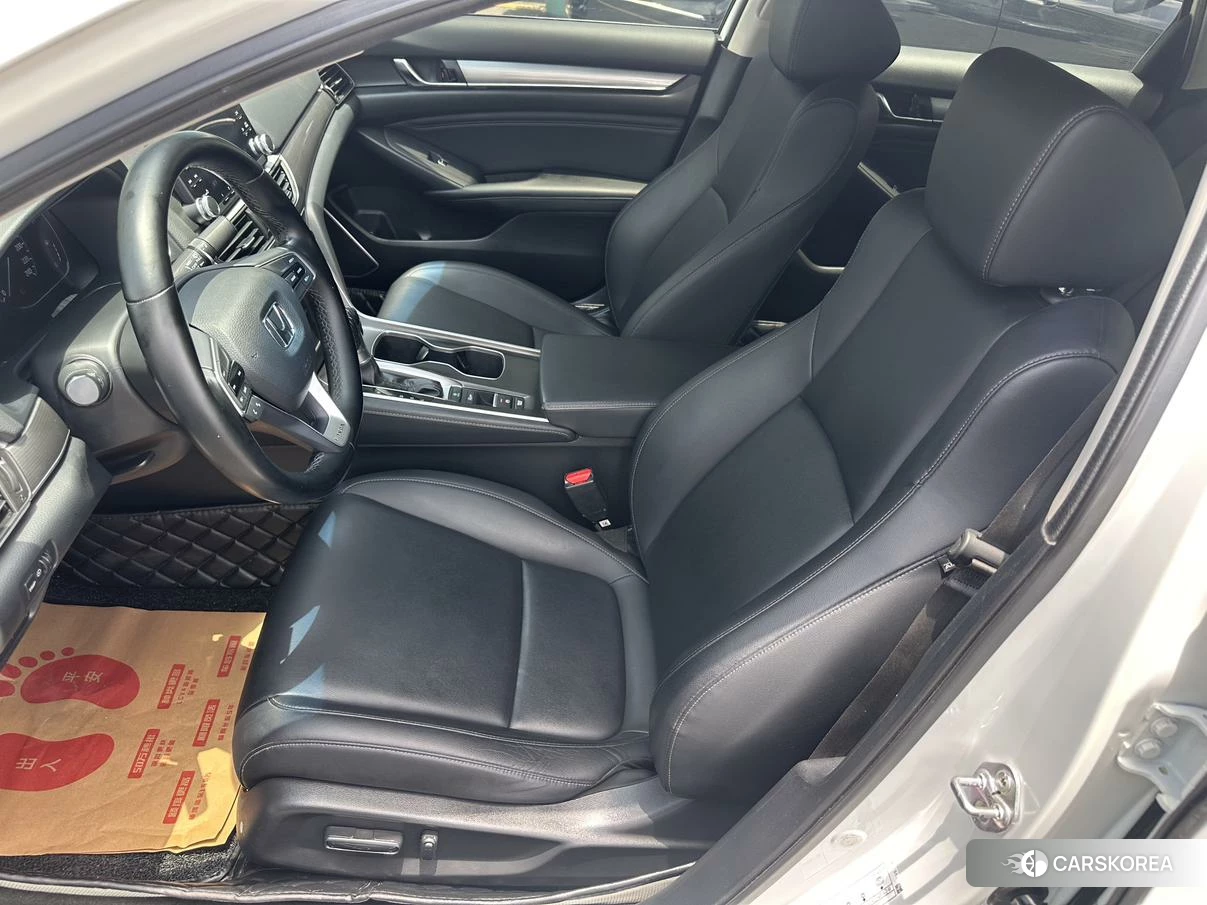 Honda Accord id 4487550 из Китая 9