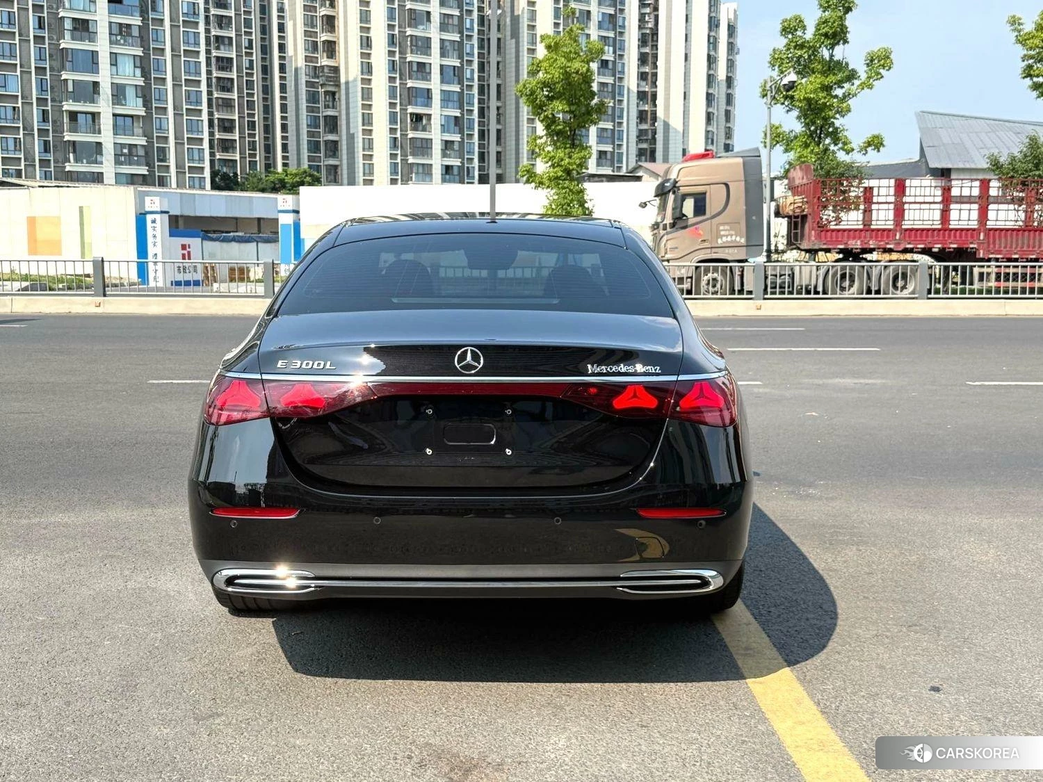 Mercedes-Benz E-class id 4479827 из Китая 9