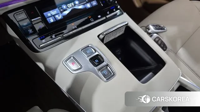 Hyundai The New Grandeur IG Hybrid id 3219620 из Кореи 19