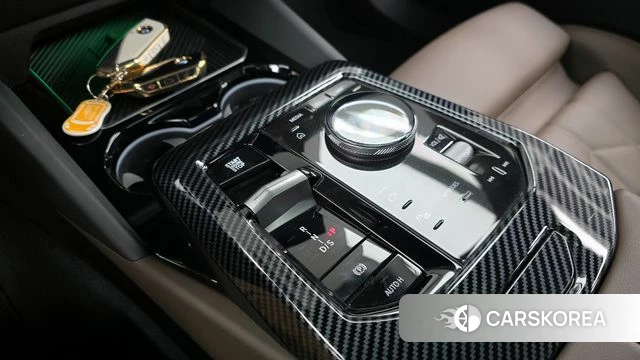 BMW 5 Series (G60) id 3909543 из Кореи 19