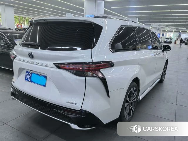 Toyota Grevia id 4306989 из Китая 10