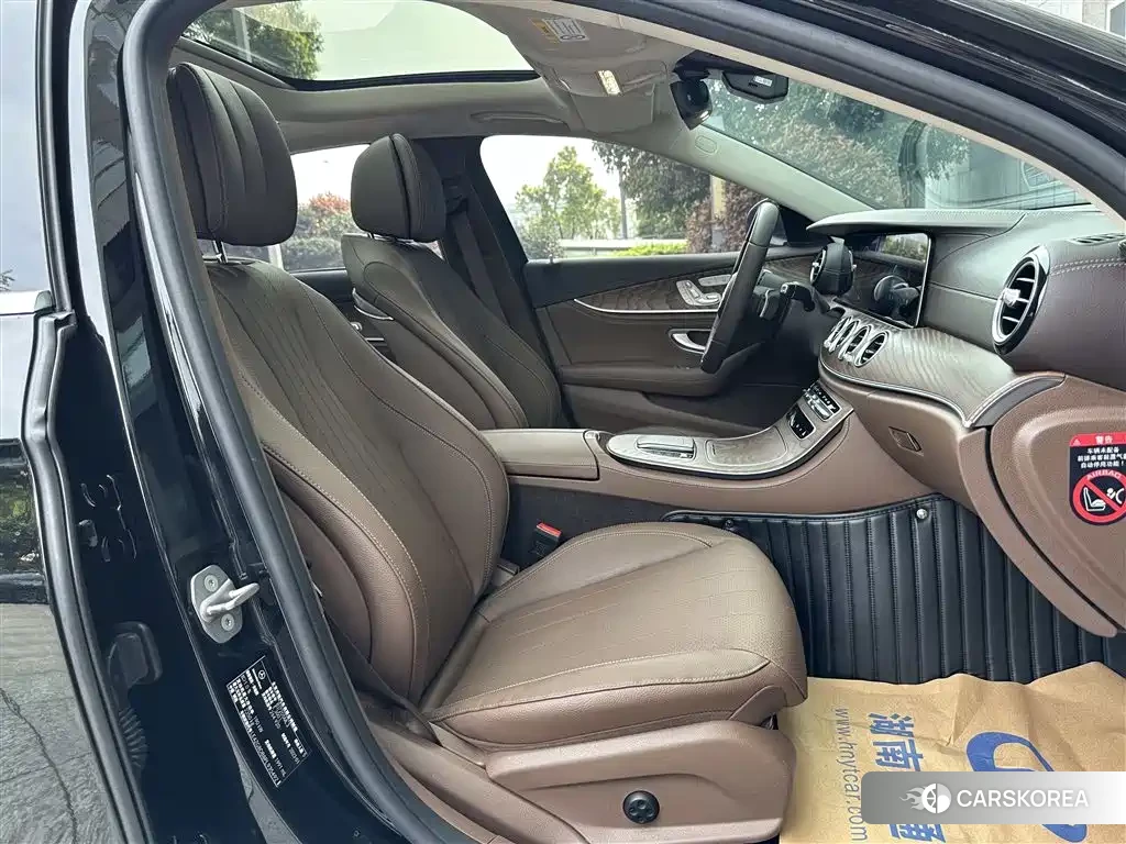Mercedes-Benz E-Class id 4589335 из Китая 15