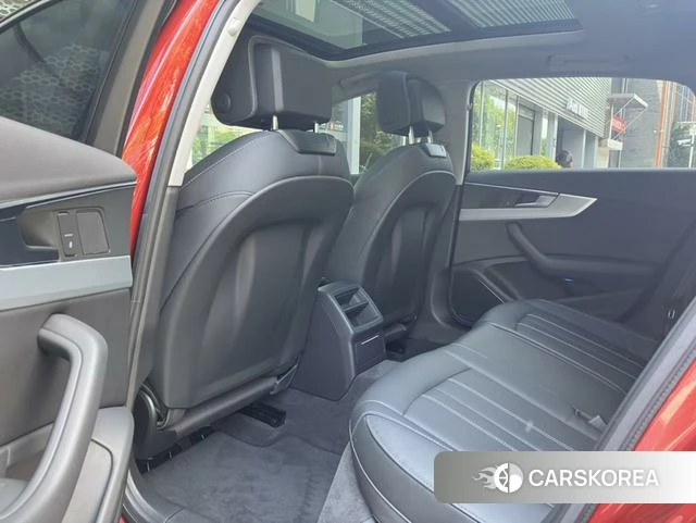 Audi A4L id 4348766 из Китая 10