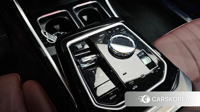 BMW 7 Series (G70) id 4315000 из Кореи 19