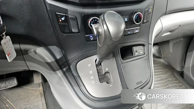 Hyundai The New Grand Starex id 3396170 из Кореи 19