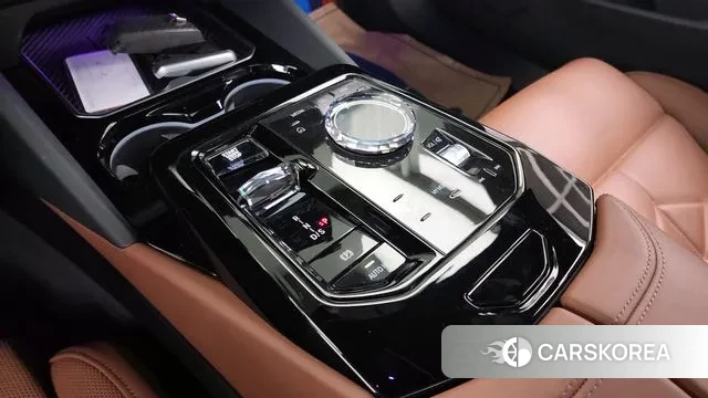 BMW 5 Series (G60) id 3523389 из Кореи 19