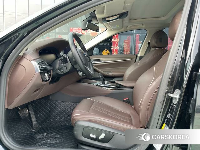 BMW 5 series PHEV id 4260328 из Китая 15