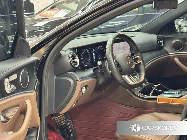 Mercedes-Benz E-class id 4275744 из Китая 20