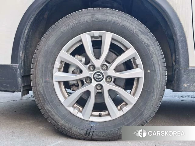 Nissan Qijun id 4307310 из Китая 13
