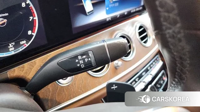 Mercedes-Benz E-Class W213 id 3646653 из Кореи 19