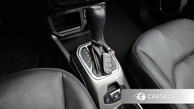 Jeep Renegade id 3953571 из Кореи 19