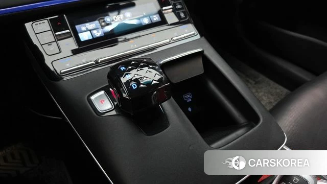 Hyundai The New Grandeur IG Hybrid id 4500565 из Кореи 35