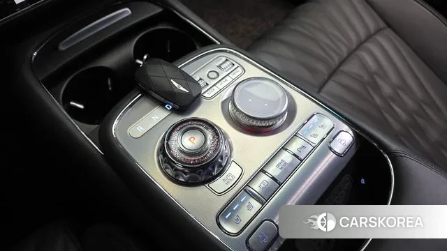 Genesis G90 (RS4) id 3539728 из Кореи 19