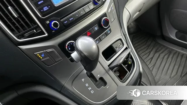 Hyundai The New Grand Starex id 2976909 из Кореи 19