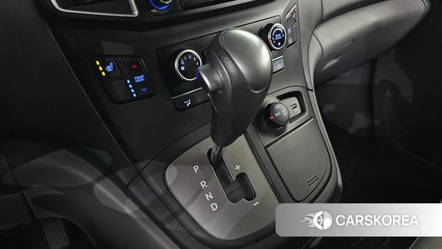 Hyundai The New Grand Starex id 4203162 из Кореи 19