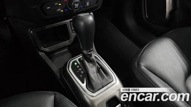 Jeep Renegade id 2936458 из Кореи 19