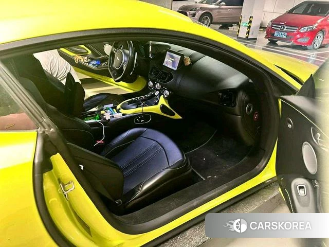 Aston Martin Vantage id 4222285 из Китая 9