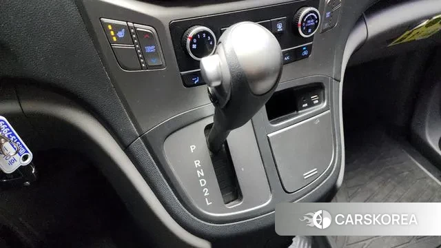 Hyundai The New Grand Starex id 3509918 из Кореи 19