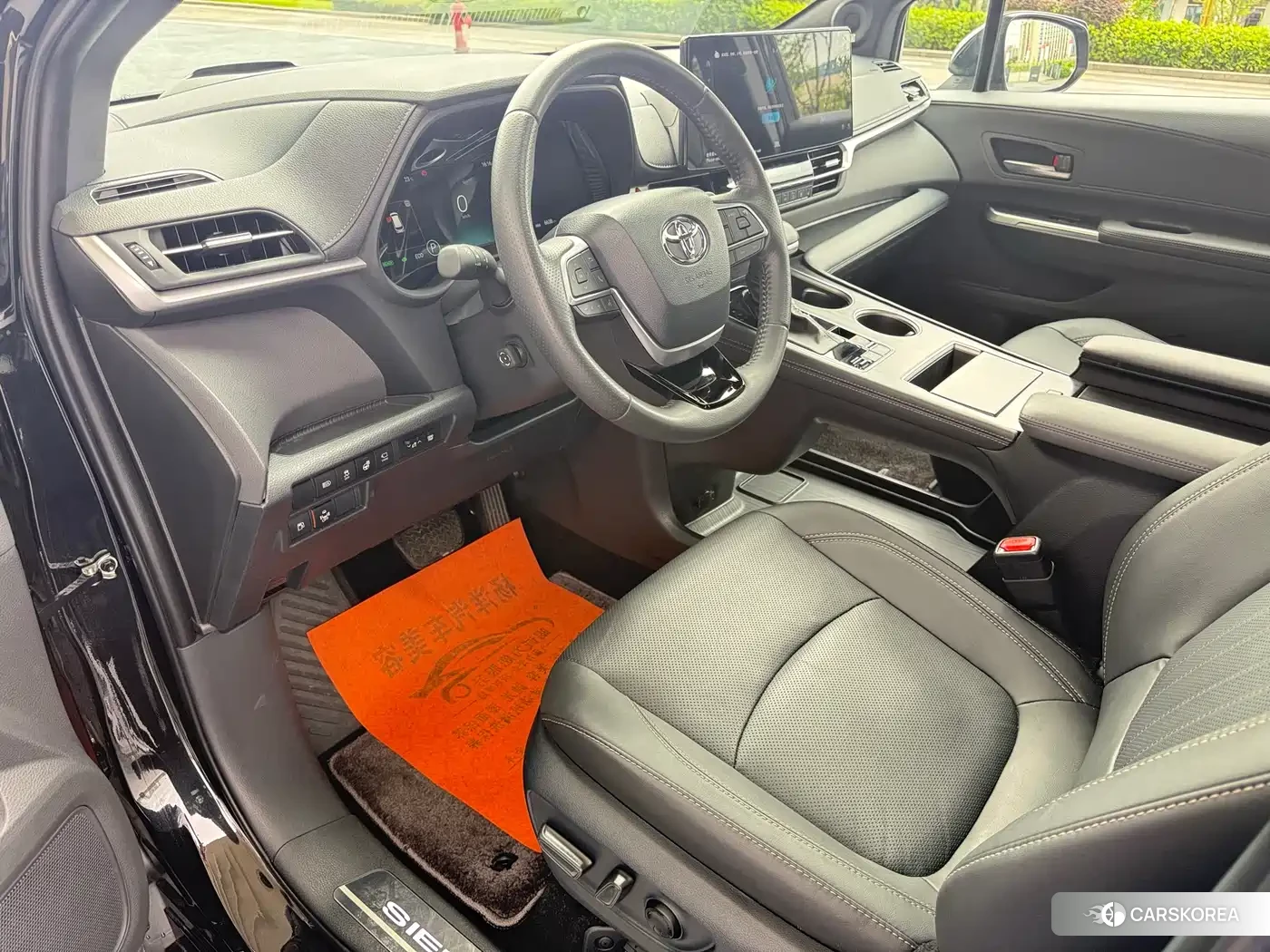Toyota Sienna id 4514169 из Китая 10