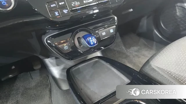 Toyota Prius 4th Generation id 3713668 из Кореи 19