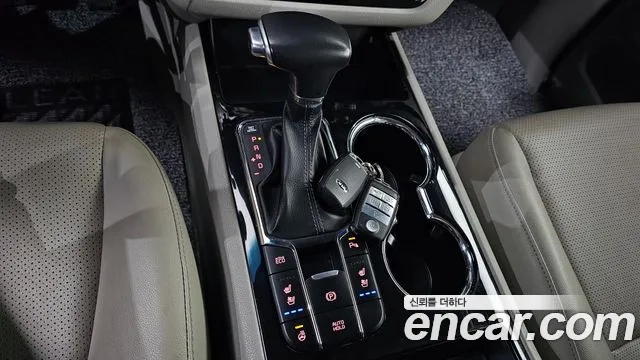 Kia The New Carnival id 2913033 из Кореи 19