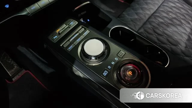 Genesis GV70 id 3153771 из Кореи 19