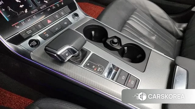 Audi A6 (C8) id 3654956 из Кореи 19