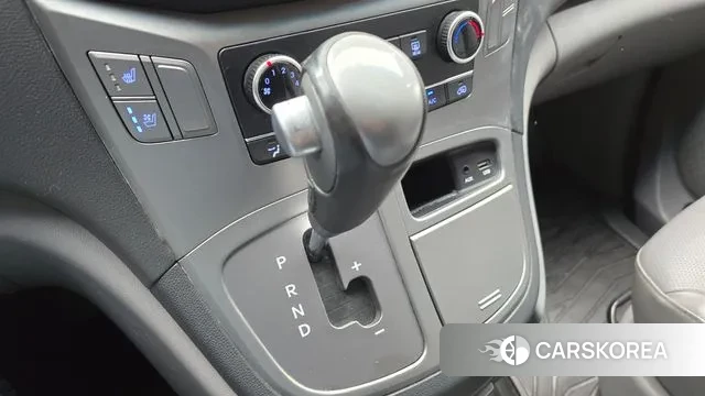 Hyundai The New Grand Starex id 3568441 из Кореи 19