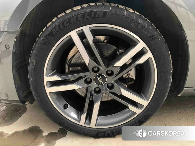 Audi A4L id 4300998 из Китая 22