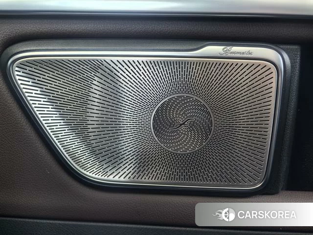 Mercedes-Benz V-class id 4300410 из Китая 22