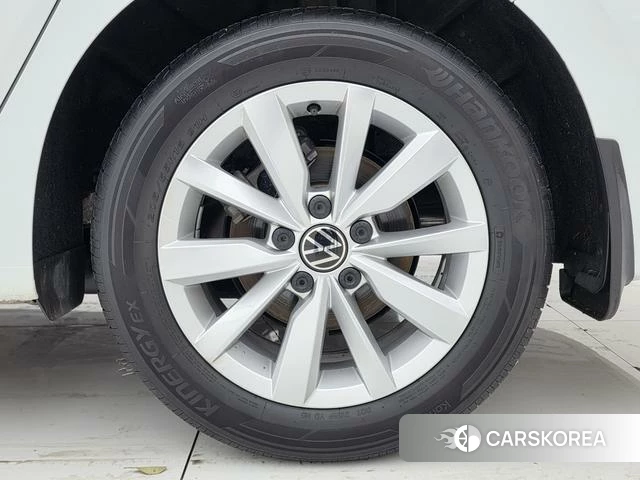 Volkswagen Bora id 4235030 из Китая 20