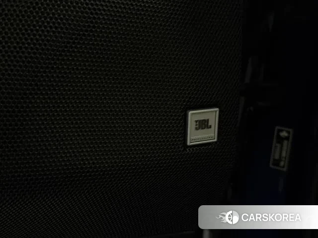 Ferrari 296 GTB id 3670324 из Кореи 13