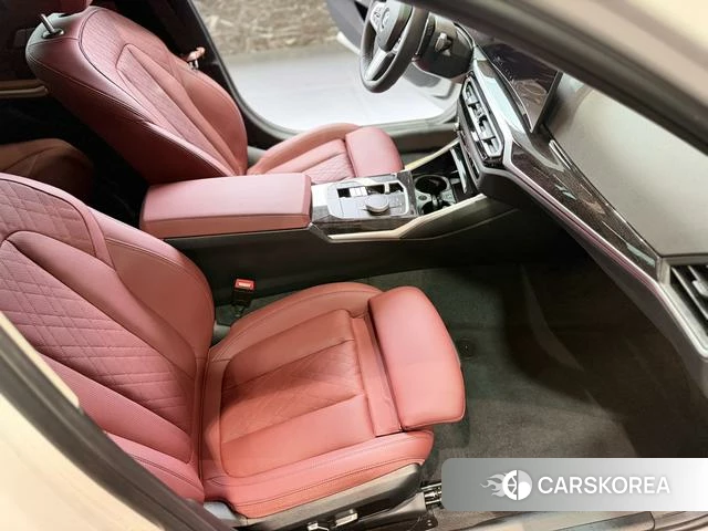 BMW 3 series id 4277507 из Китая 18