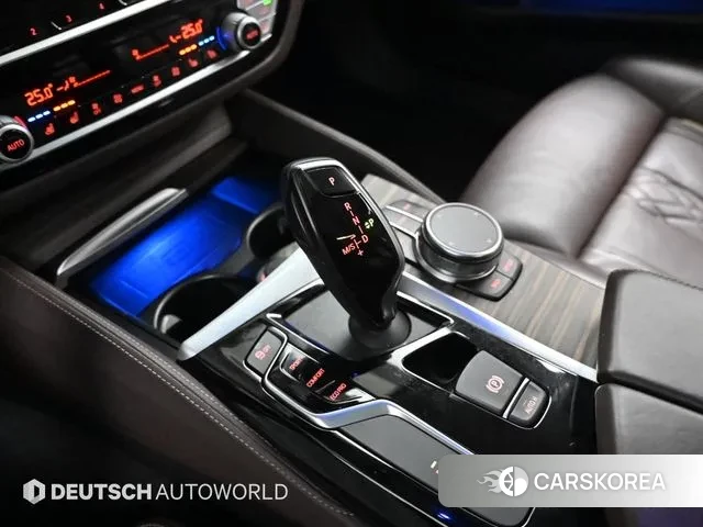 BMW 5 Series (G30) id 3651327 из Кореи 19