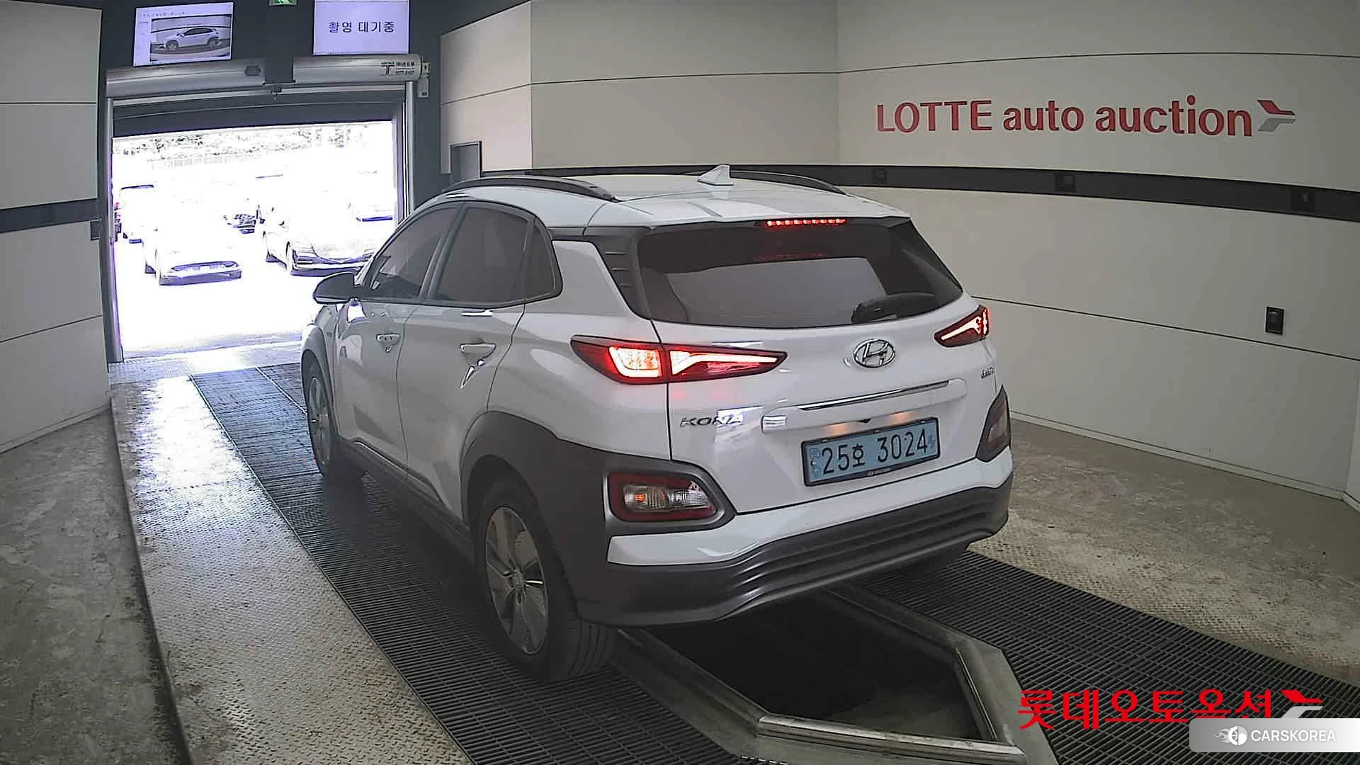 Hyundai KONA Electric id 4289419 из Кореи 34