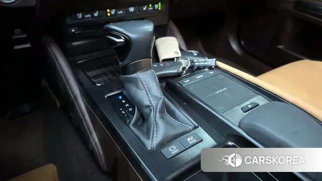 Lexus ES300h 7th generation id 3384661 из Кореи 19