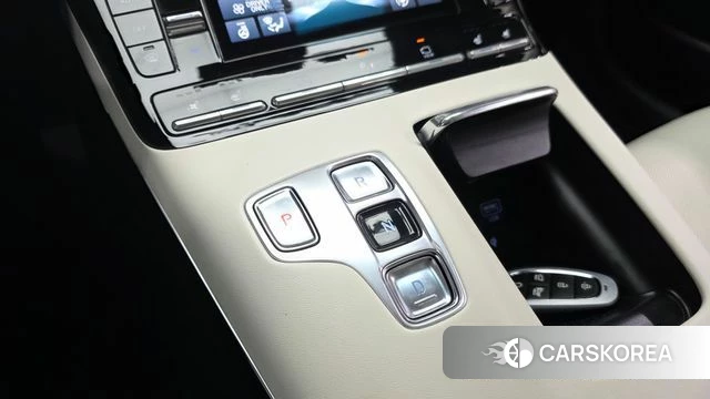 Hyundai The New Grandeur IG Hybrid id 4330415 из Кореи 32