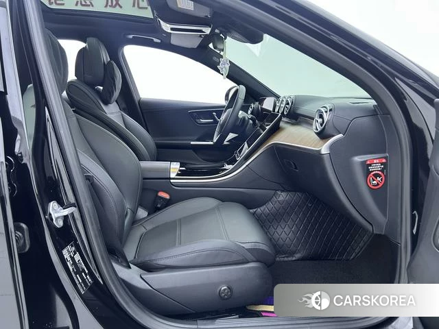 Mercedes-Benz Class C id 4348925 из Китая 24