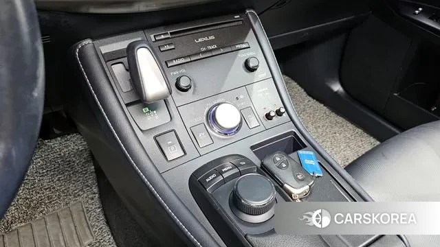 Lexus CT200h id 2977101 из Кореи 19