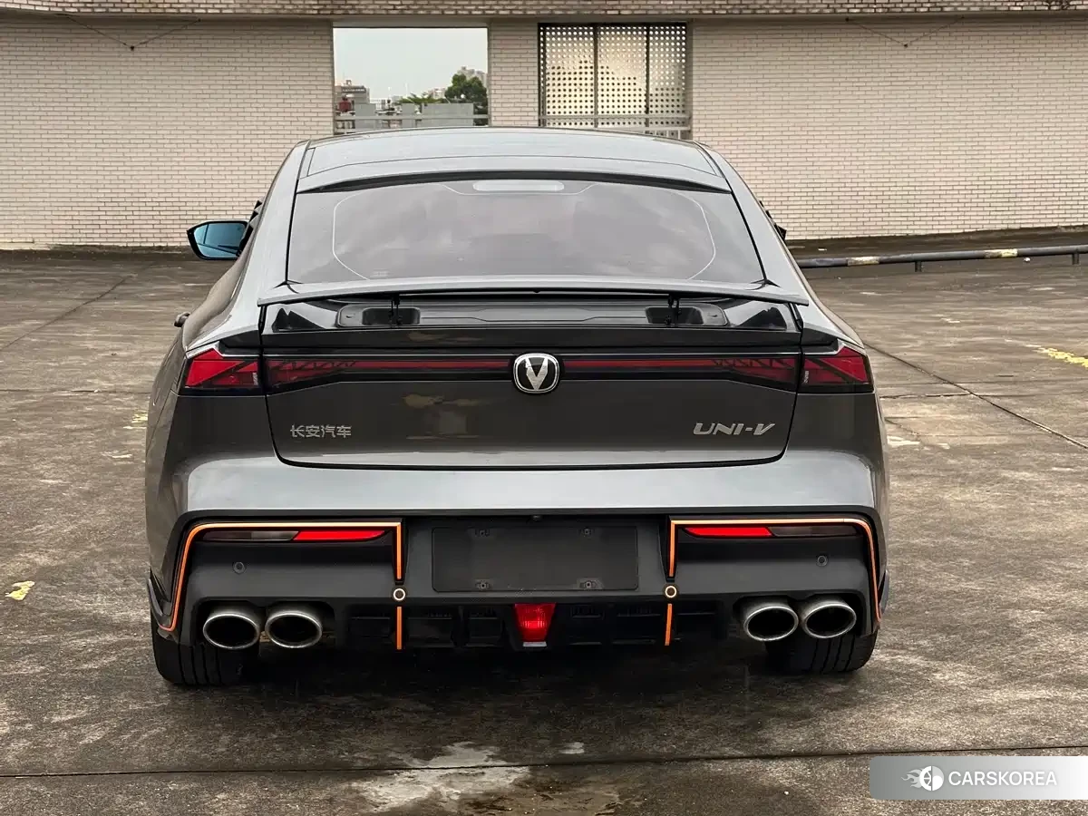 Chang'an Changan UNI-V id 4576272 из Китая 9