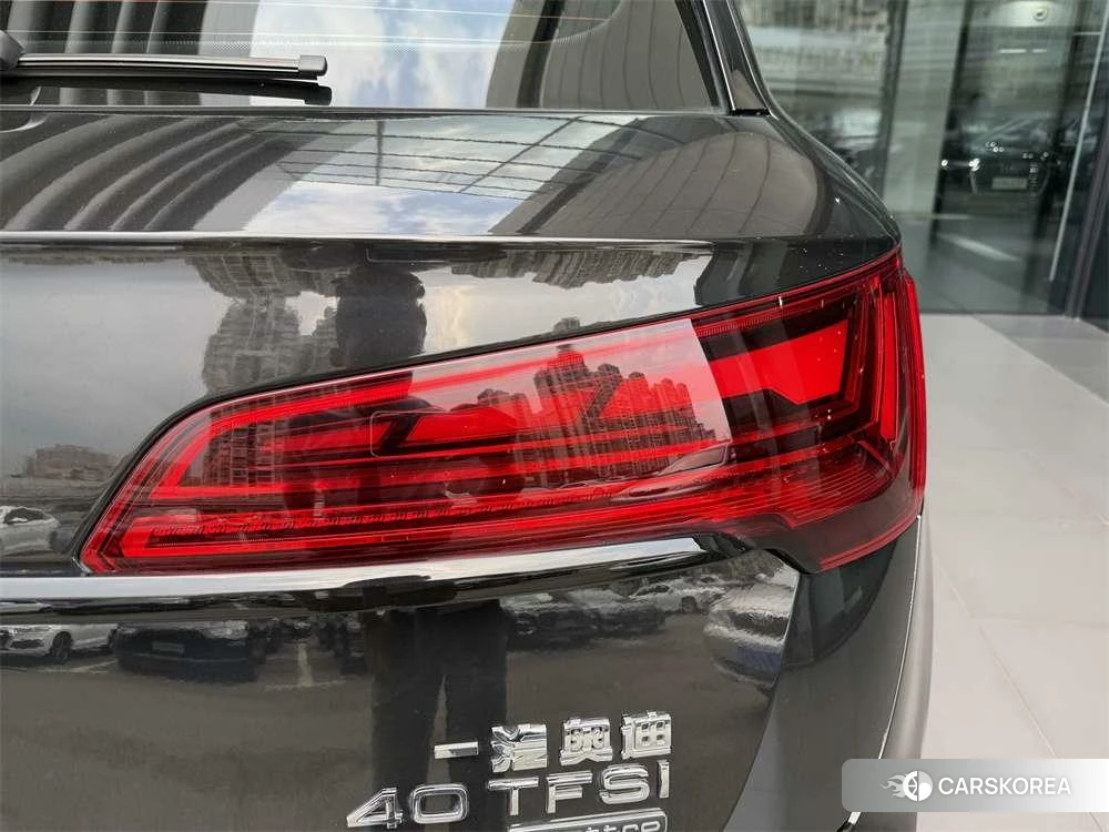 Audi Q5L id 4421085 из Китая 13